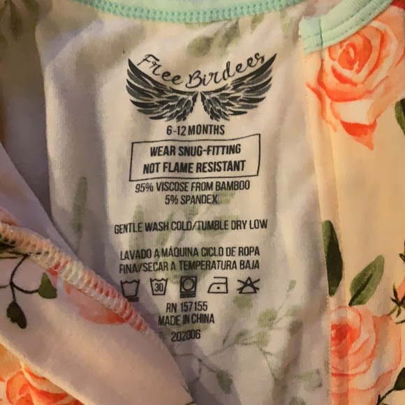 Free Birdees Champagne and Roses Onesie EUC 6-12 - Picture 3 of 3